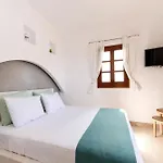 Lindian Polis Apartment