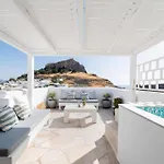 Lindian Polis Apartment