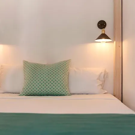 Lindian Polis * Lindos (Rhodes)