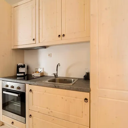 Apartment Lindian Polis
