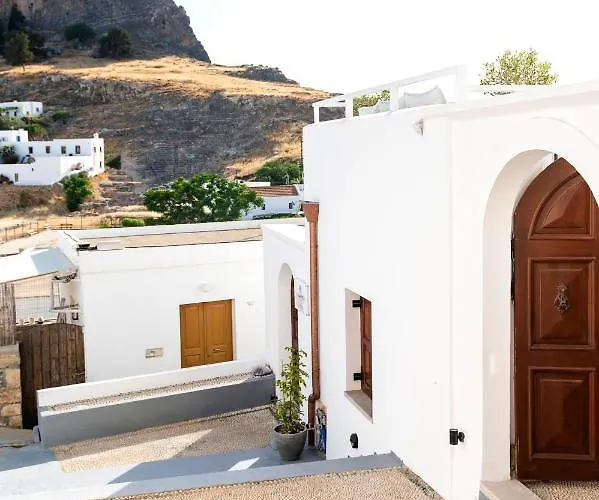 Lindian Polis Apartment *