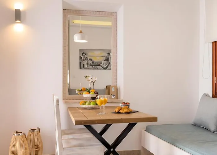 Lindian Polis Apartment