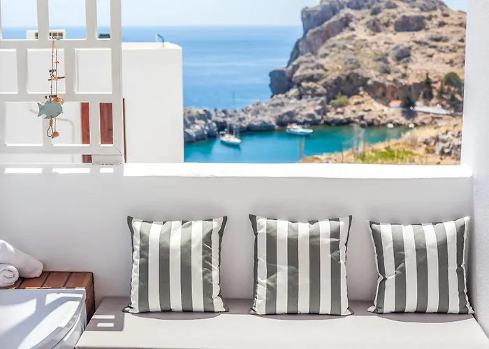 Lindian Polis Apartment *