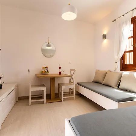 Διαμέρισμα Lindian Polis *