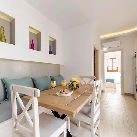 Lindian Polis Λίνδος